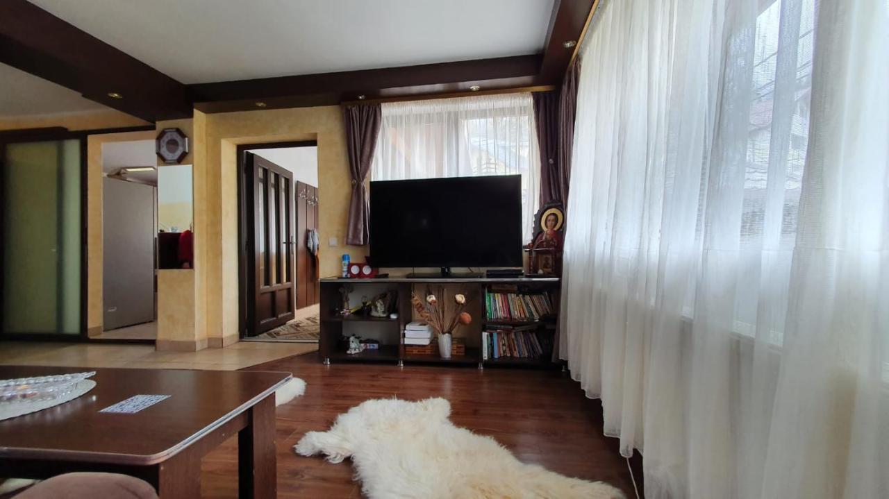 Hotel Casa Teleferic Buşteni Esterno foto