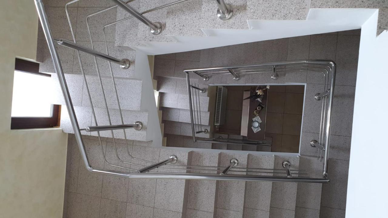 Hotel Casa Teleferic Buşteni Esterno foto