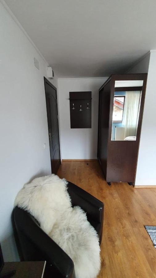 Hotel Casa Teleferic Buşteni Esterno foto
